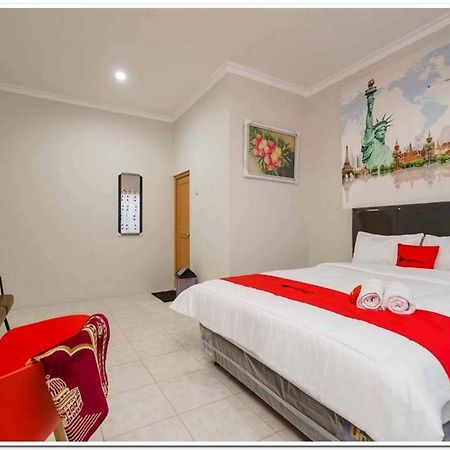 RedDoorz near JIEXPO Kemayoran 2 Jakarta Bagian luar foto