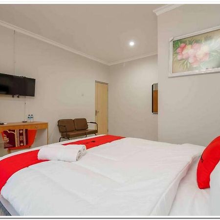 RedDoorz near JIEXPO Kemayoran 2 Jakarta Bagian luar foto