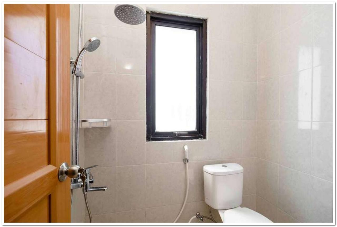 RedDoorz near JIEXPO Kemayoran 2 Jakarta Bagian luar foto