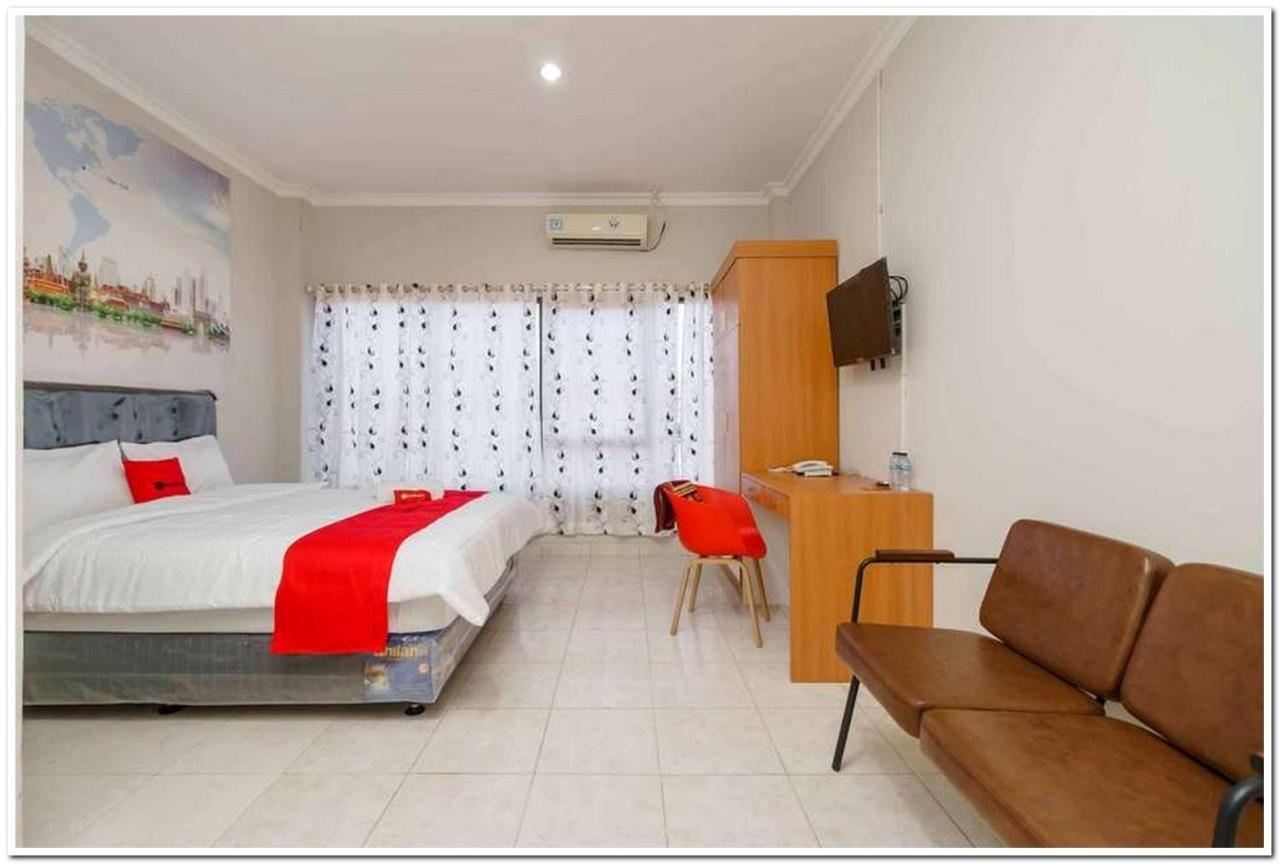 RedDoorz near JIEXPO Kemayoran 2 Jakarta Bagian luar foto